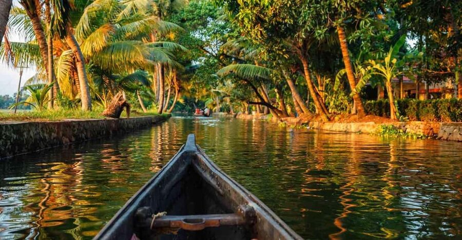 Kerala: Alappuzha River Cruise with Village Walk - Why a private Alappuzha shikara ride feels different than shared boats