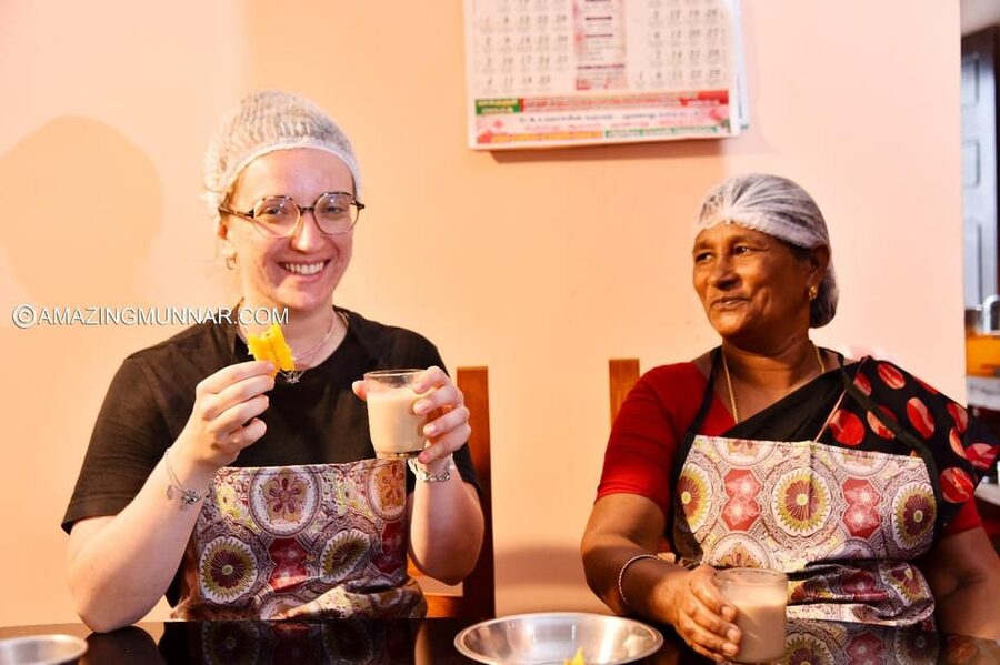 Kerala Traditional village cooking class (Munnar) - Ingredient Walkthroughs: Coconut Milk, Curry Leaves, and Spice Logic