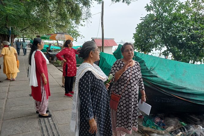 Kochi Stories Group Tour - Fort Kochi, Up Close: Chinese Fishing Nets and the Fish Market