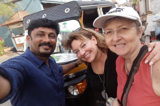 Kochi Tuk-Tuk Sightseeing Tour with Cruise Ship Pickup - Jain Temple and the speed-friendly rhythm of short stops