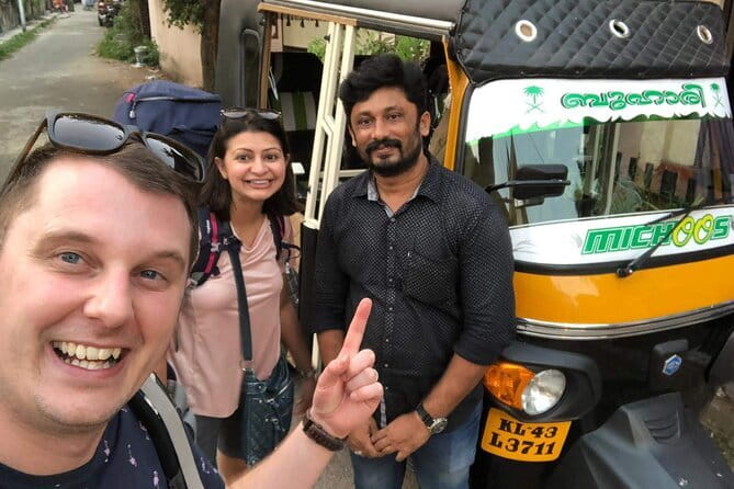 Kochi Tuk-Tuk Sightseeing Tour with Cruise Ship Pickup - Chinese fishing nets and Fort Kochi beach: the classic coast-to-street start
