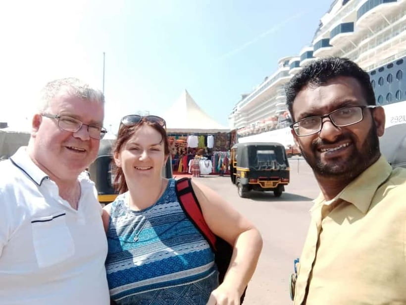 Kochi Tuk-Tuk Tour with Pickup From Cruise Ships - Shopping stops, spice shop timing, and how to stay in control