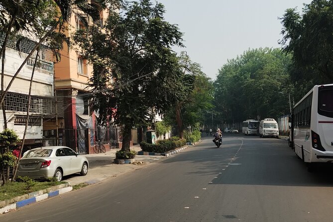 Kolkata - A Sea of Faces and A Thousand Places (local guide) - A Kolkata tour that works like a movie script