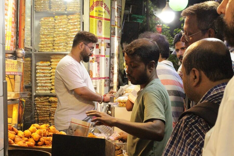 Kolkata Midtown Madness- A Street Food & Nightlife Tour - Key takeaways before you go