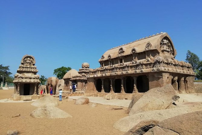 Mahabalipuram & Kanchipuram by tourism ministry approved company - Ekambareswarar Temple: Pallava-era architecture built around 600 AD