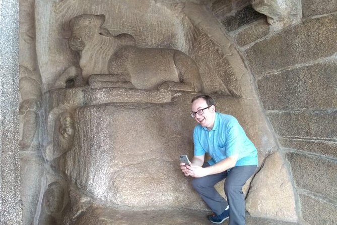 Mahabalipuram & Kanchipuram by tourism ministry approved company - Pancha Rathas in Mahabalipuram: carved forms that act like a lesson