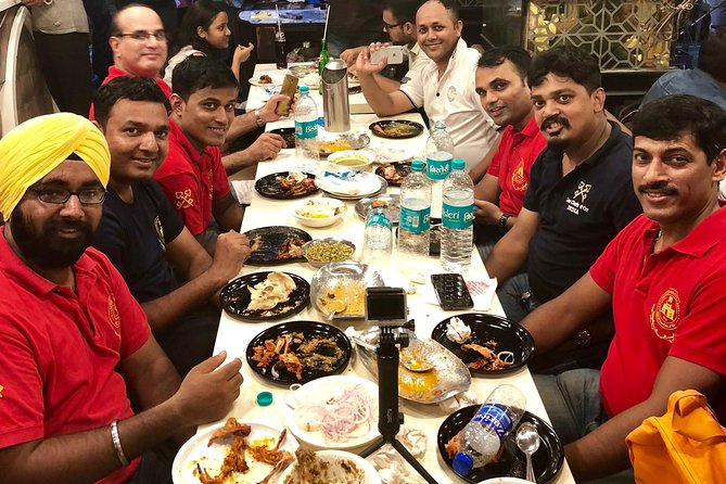 Mohd Ali Road Kebab & Curry Food Trail in Mumbai with Guide - Stop 1, Shree S V Enterprises for Butter Chicken With a Celebrity Story