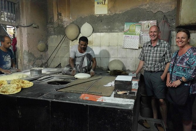 Mohd Ali Road Kebab & Curry Food Trail in Mumbai with Guide - Stop 3, Jamali Masjid and Mustafa Bazaar Through Bohri Mohulla