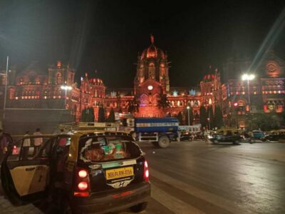 City Tour, Elephanta Caves, Dharavi Slum W/Options