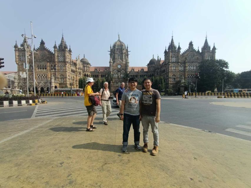 Mumbai: City Tour, Elephanta Caves, Dharavi Slum W/Options - Price at Around $32: When This Is a Deal, and When It Isn’t