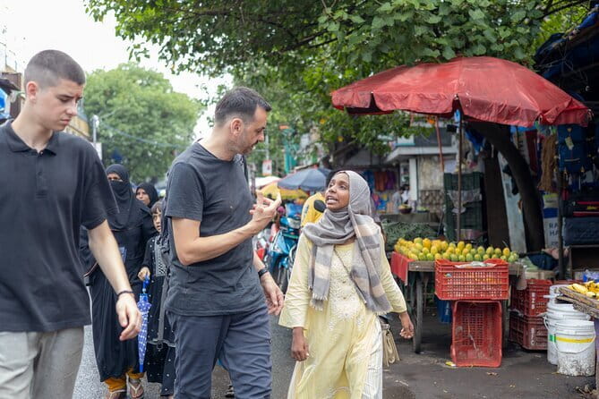 Mumbai Dharavi Slum, Dhobi Ghat & Dabbawala Lunchbox Tour - Before You Go: Shoes, Sun, and the Reality of Walking