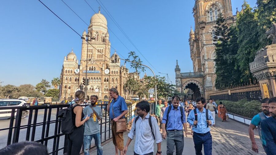 Mumbai: Dharavi Slum, DhobiGhat, and Dabbawallas Tour - Who this tour is best for