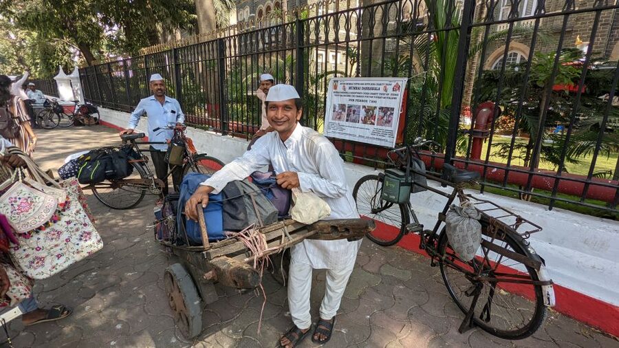 Mumbai: Dharavi Slum, DhobiGhat, and Dabbawallas Tour - Should you book the Dharavi, Dhobi Ghat, and dabbawallas tour?