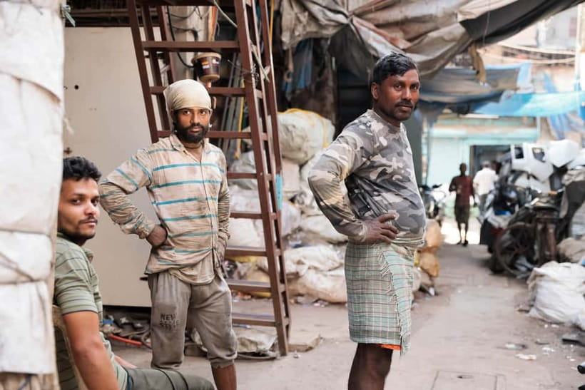 Mumbai: Dharavi Slum Guided Walking Tour by 1st Female Guide - Lunch at a Local Home: Simple, Hygienic, and Shared