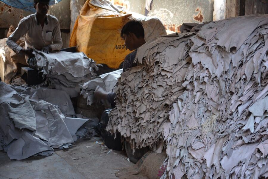 Mumbai: Dharavi Slum Tour with Dhobi Ghat (Open-Air Laundry) - Should you book this Dharavi slum tour with Dhobi Ghat?