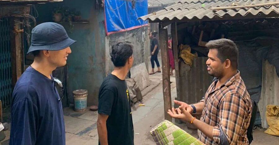 Mumbai: Dharavi Slum Walking Tour with Local Slum Dweller - The Walk Through Markets and Daily Life Stops