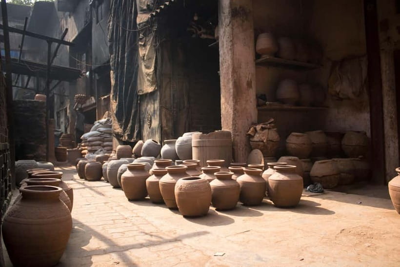 Mumbai: Dharavi Slum Walking Tour with Options - Lunch option with a family home: what it adds to the experience