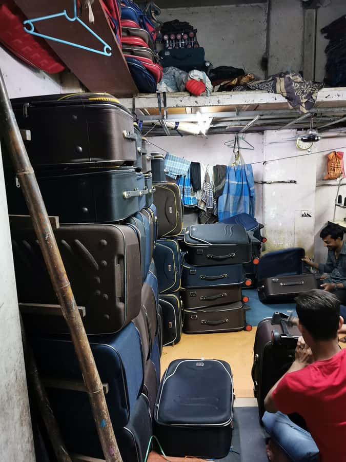 Mumbai: Dharavi Slumdog Tour -See the real Slum with a Local - Entering Dharavi: Homes, Community Life, and Daily Work