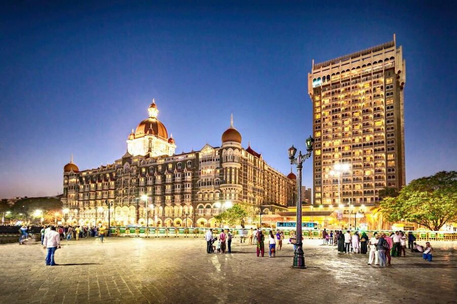 Mumbai: Full-Day Sightseeing Tour of Mumbai - Chhatrapati Shivaji Maharaj Vastu Sangrahalaya Area and Asiatic Society, Old Institutions and Grand Rooms