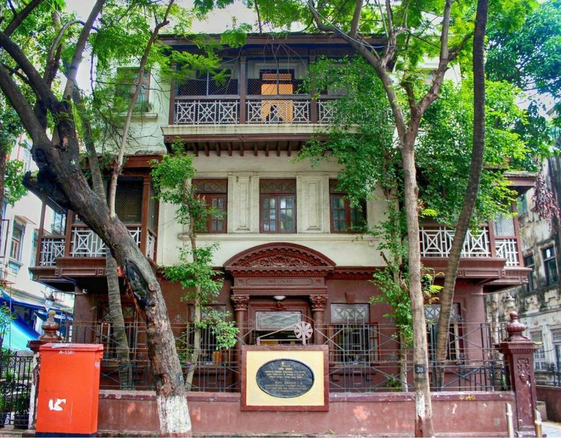 Mumbai: Guided City Sightseeing Tour - Adding Dadar Flower Market and Dharavi for the 8-Hour Version