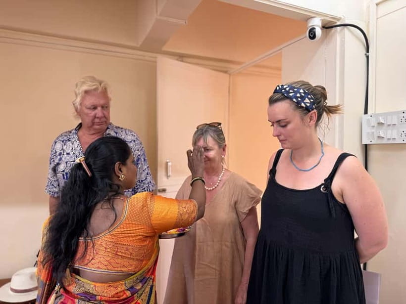 Mumbai: Indian Cooking Class & Cultural Delights - The Cultural Side: Henna, Food Stories, and Everyday Mumbai