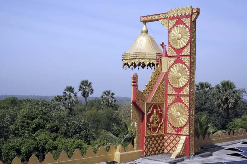Mumbai Kanheri Caves & Vipassana Pagoda Tour - Who this tour is best for (and who might want a different plan)