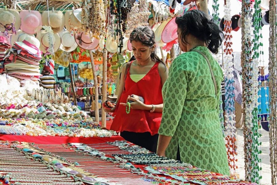 Mumbai: Magical Markets Tour - Mumba Devi Temple and the Name of Mumbai