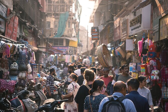 Mumbai Markets and Temples Tour - Meeting at Regal Cinema, finishing near Charni Road, and why 3:30 pm works