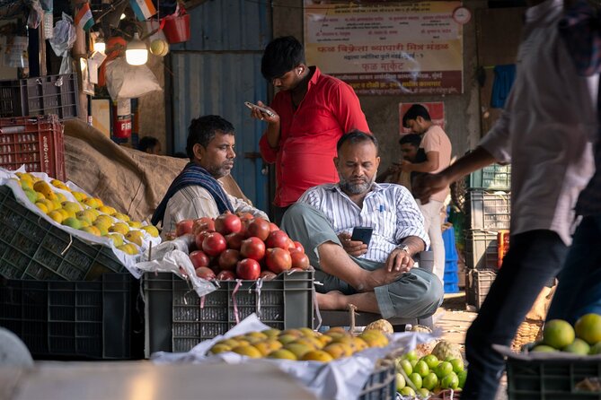 Mumbai Markets and Temples Tour - Bombay Panjrapole: how devotees care for 350+ cows in the city