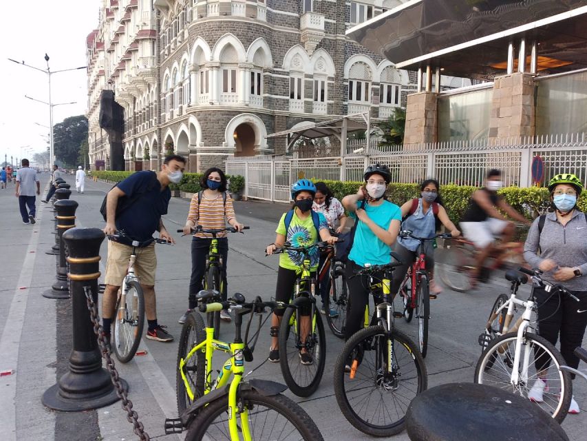 Mumbai: Morning Bicycle Tour - Marine Drive and the Arabian Sea Breeze