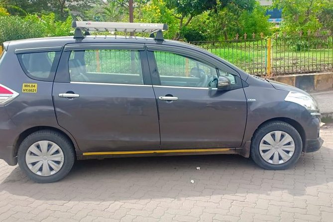 Mumbai Private Car Rental with Professional Driver - The best part: hotel pickup and unlimited stop ideas