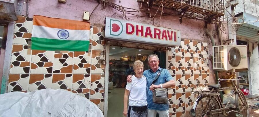 Mumbai: Private Dharavi Slum Tour by a Local with Pickup - See homes, kids, and school alongside workshops