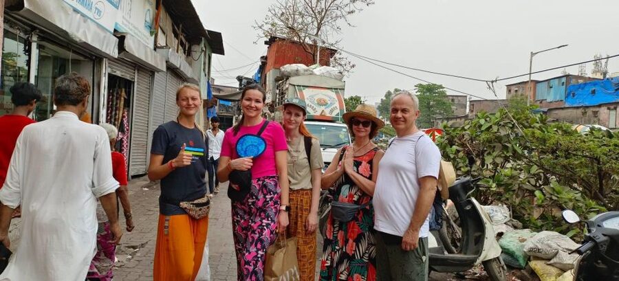 Mumbai: Private Dharavi Slum Tour by a Local with Pickup - Price and value, who should book this