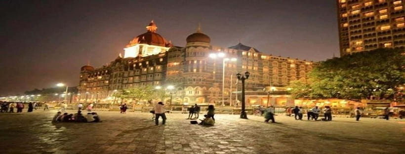 Mumbai: Private Night Sightseeing Tour with Pickup & Drop - Why Mumbai at Night Feels Like a Different City