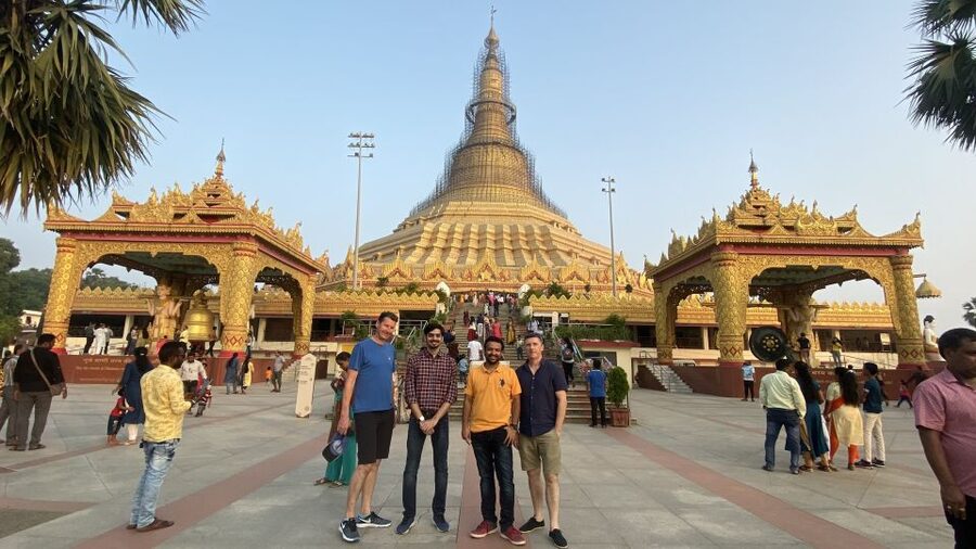 Mumbai: Private tour for Kanheri Caves and Golden Pagoda - What to bring, and what to leave behind