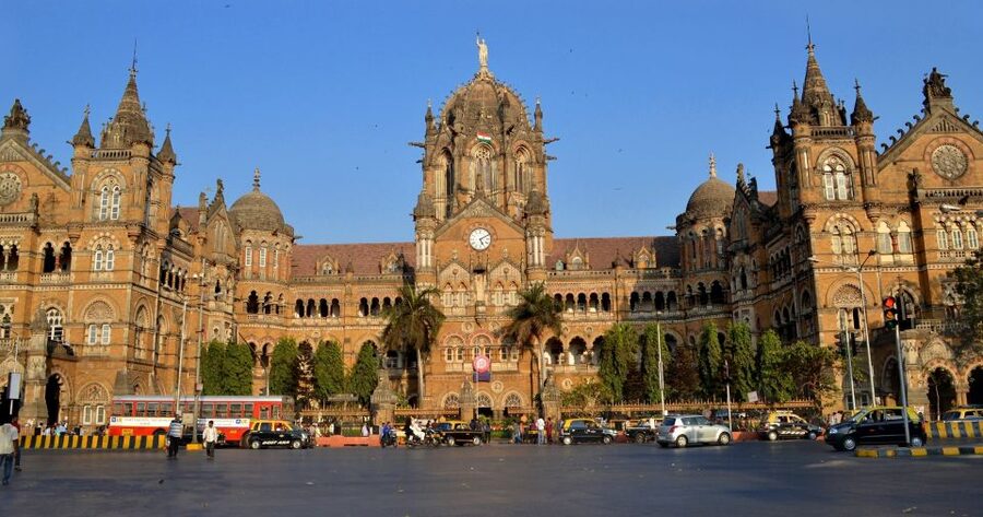 Mumbai: South Mumbai Heritage Walking Guided Tour - Town Hall and the Asiatic Society Library, Colonial Power with a Quiet Vibe