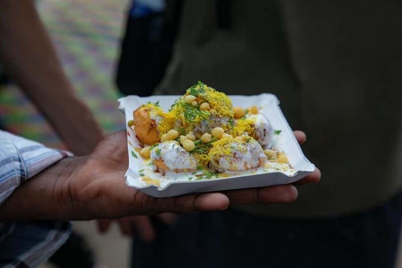 Mumbai: Street Food and Night Markets Tour - Mohamed Ali Road and Bhuleshwar Market: Where Desserts and Non-Veg Steal the Show