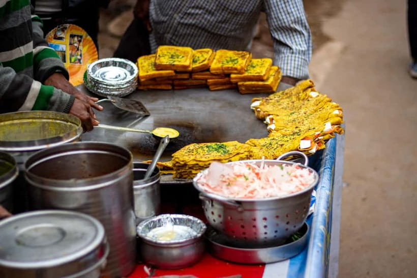 Mumbai: Street Food Crawl - Comfort, Hygiene, and the Allergy Reality Check