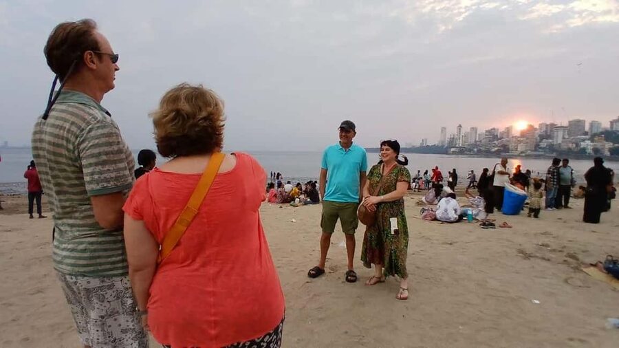 Mumbai Street Food & Market Tour - Chowpatty vegetarian stalls, pani puri challenge, then kulfi cooldown