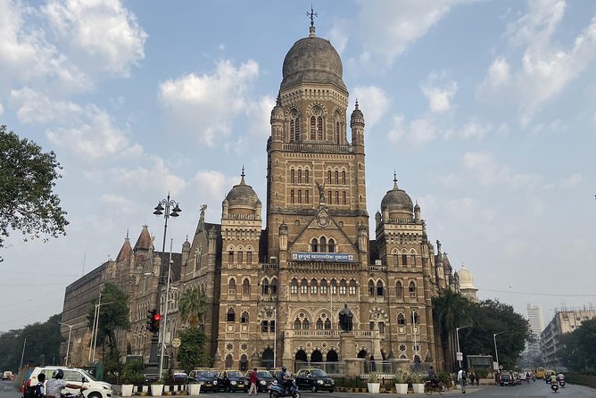 Mumbai Tours for Cruise Travellers (Private & Group Options) - Mani Bhavan Gandhi Museum, Jain Temple, and Tower of Silence: quick faith and identity stops