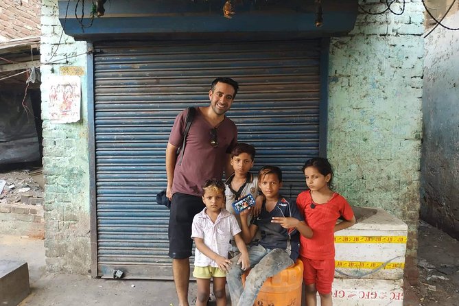 New Delhi Slum Walking Tour - The Zakhira Hour: Streets, Stalls, and Chai Stops