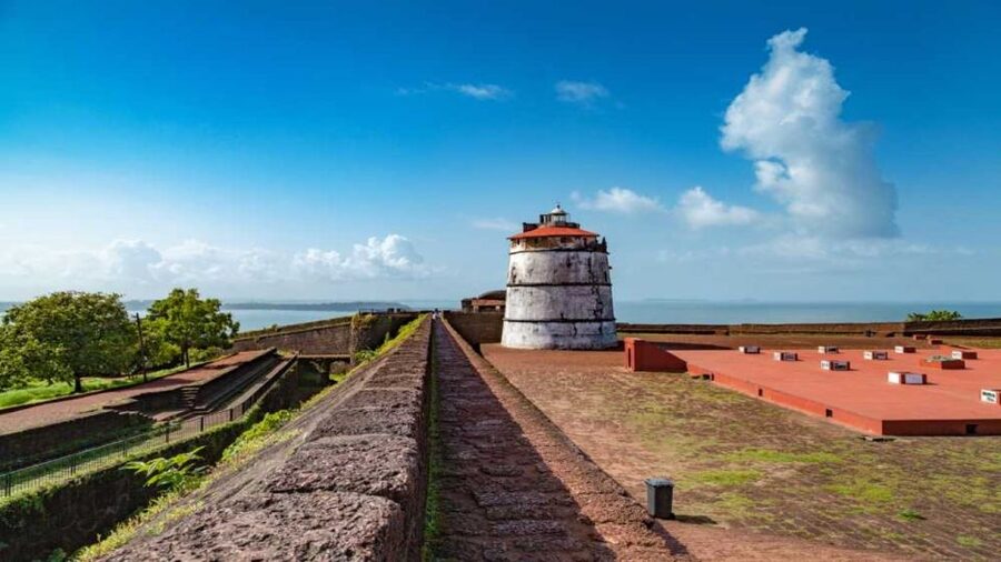 North Goa: Private Full-Day Tour with Pickup and Drop-Off - Private North Goa, mapped by a driver you can trust
