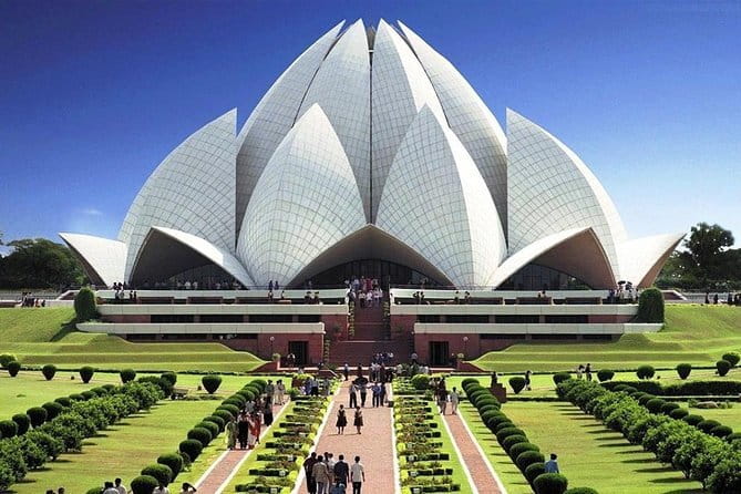 Old and New Delhi Delights Food, Culture and Heritage Tour - Humayun’s Tomb for the Big Gardens Moment