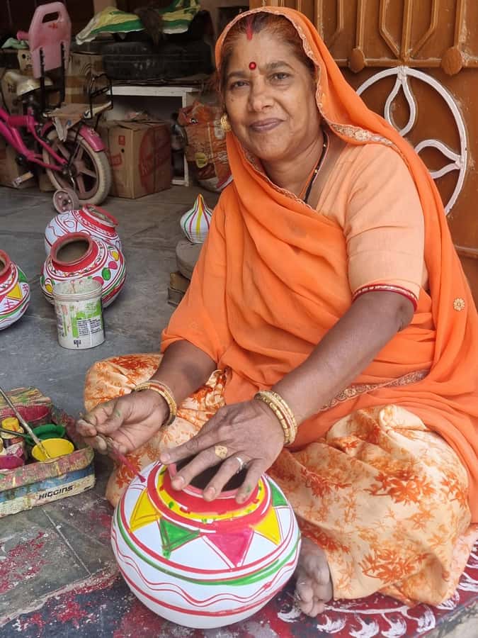 Old city heritage walk and local life experience - Masala chai, snacks, and sweets tasting on the route