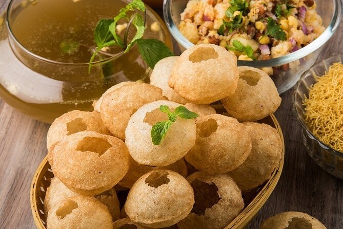 Old Delhi Cultural, Temples, Heritage Walking Street Food Tour - Why this Old Delhi food and heritage route feels organized