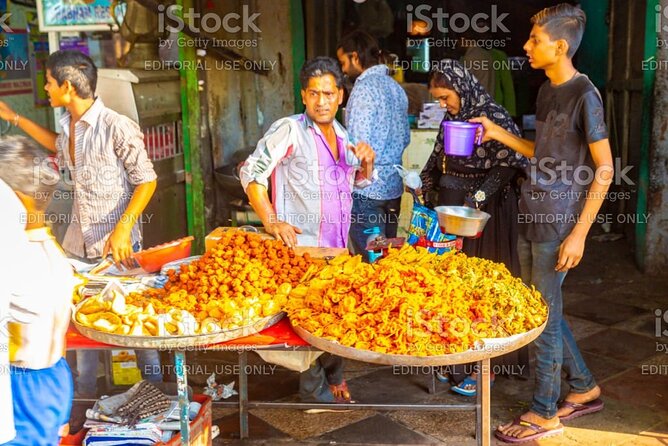 Old Delhi Cultural, Temples, Heritage Walking Street Food Tour - Chandni Chowk market: where the food keeps rolling and shopping energy shows up