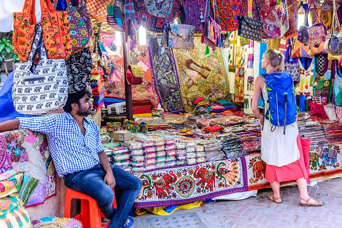 Old Delhi Street Food Tour - Explore Spices in Chandni Chowk - Food tastings, dietary limits, and how to avoid surprises