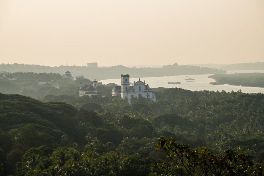 Old Goa: Walking Tour of Heritage Churches - Group Size, Guides, and Why the Tone Feels Personal