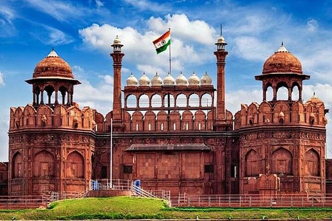 Old & New Delhi City Tour with Full or Half Day Options - India Gate, Parliament, and President House: New Delhi’s Formal Backdrop