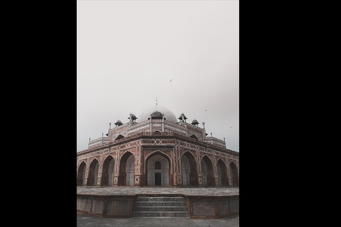 Old & New Delhi Private City Tour - Traveler’s Choice (Top Rated) - The Old Delhi Monument Stop: Red Fort Area